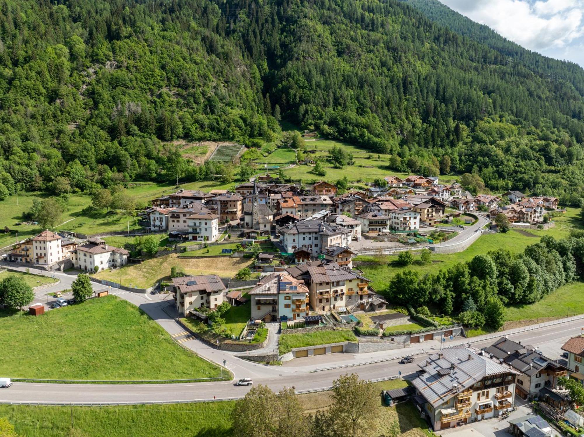 Appartamento Bianca Commezzadura Exteriör bild